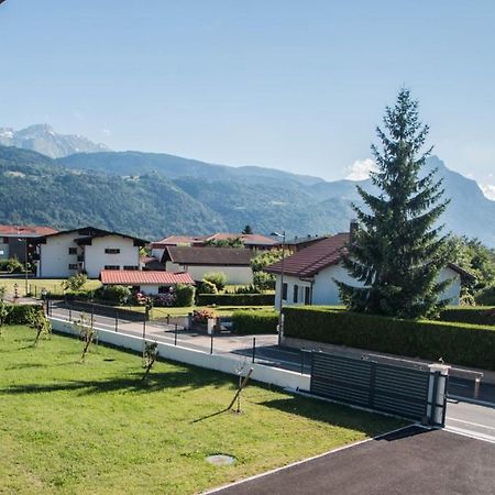 Nuitee En Appartement Marignier Exteriör bild
